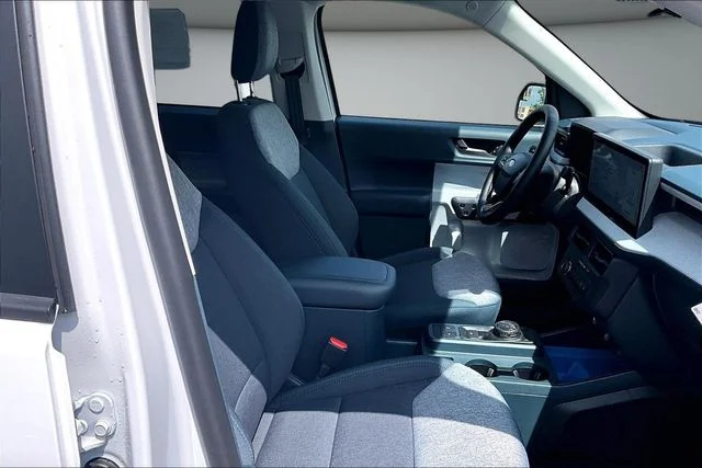 New 2026 Oxford White Ford XLT image 11
