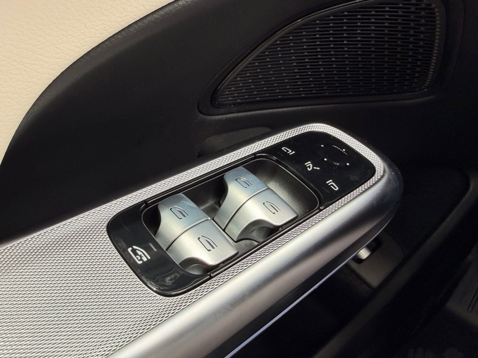 New 2026 Polar White Mercedes-Benz E 350 image 46