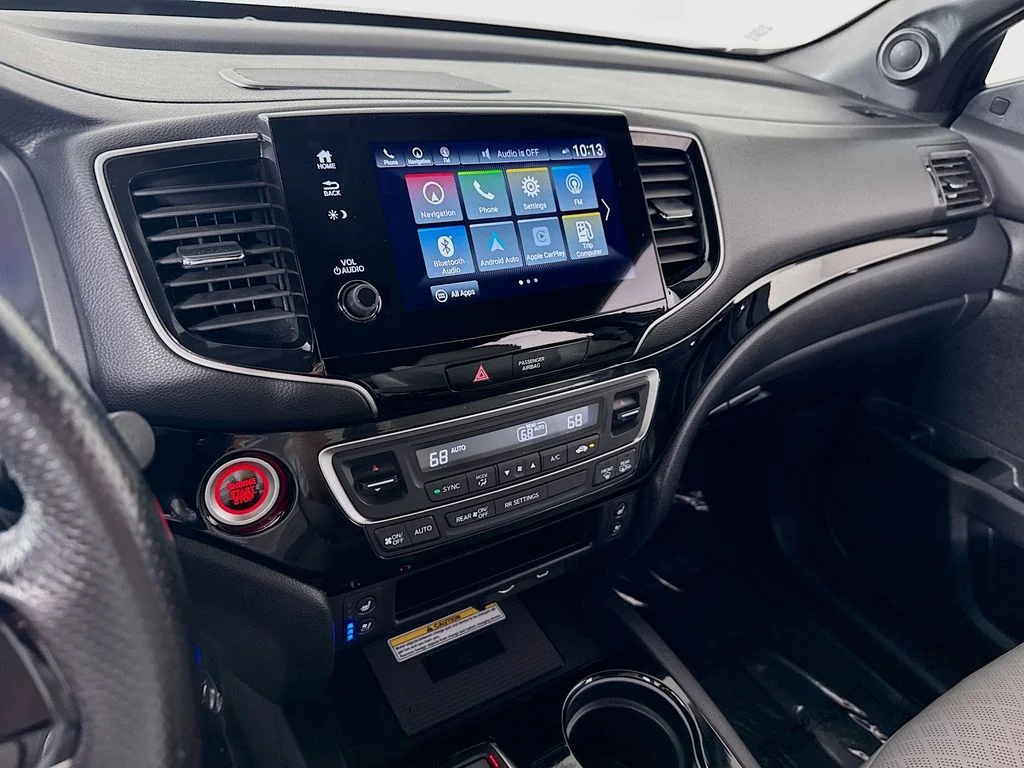 Used 2019  Honda Elite image 16