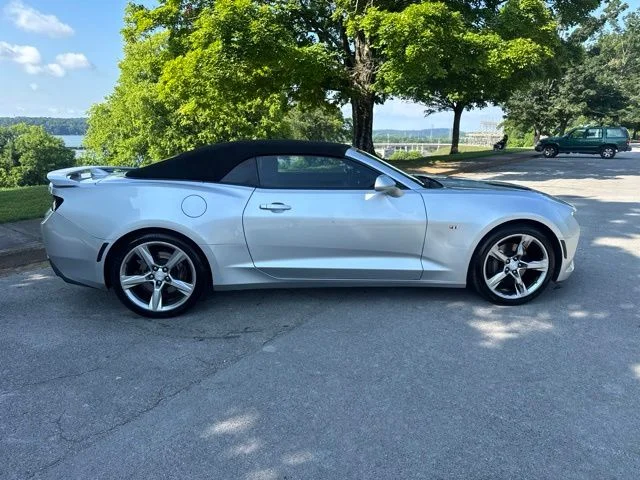 Used 2017 Silver Chevrolet SS image 8