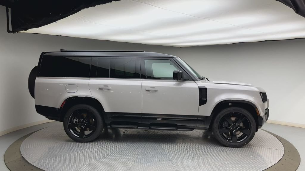 New 2026 Borasco Grey LAND ROVER X-Dynamic SE image 9