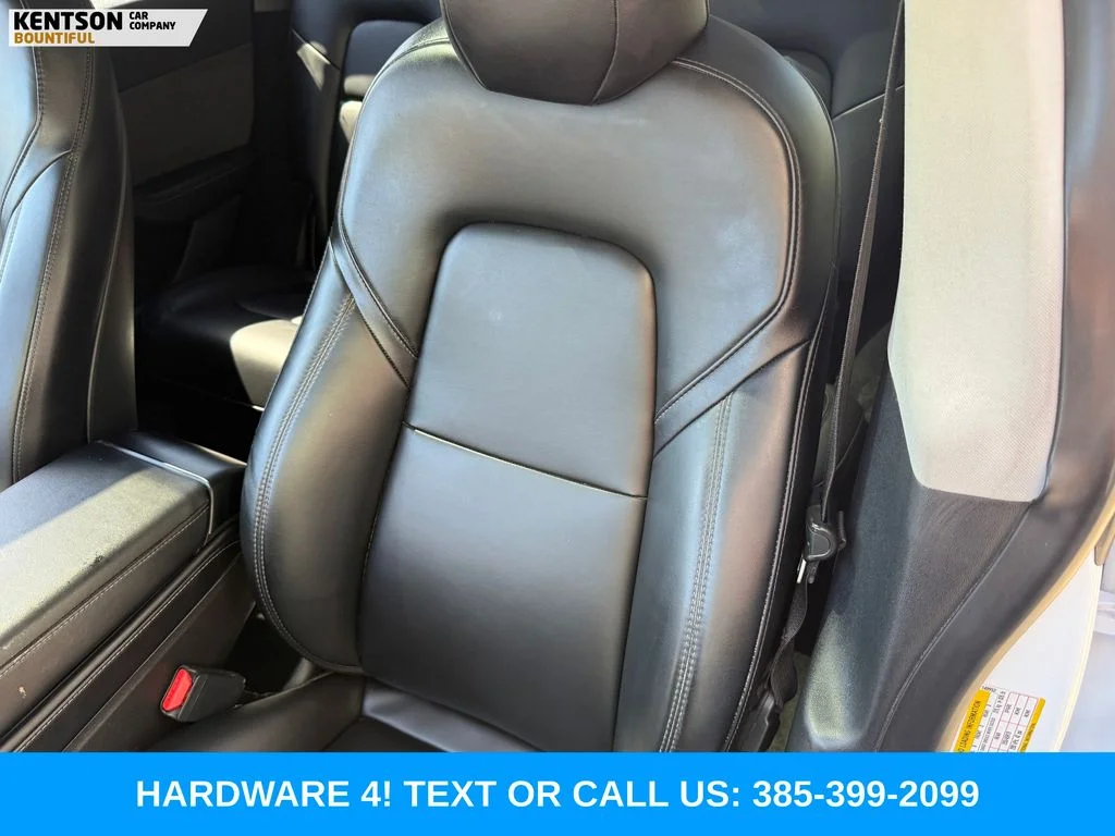 Used 2023 White Tesla Long Range image 27