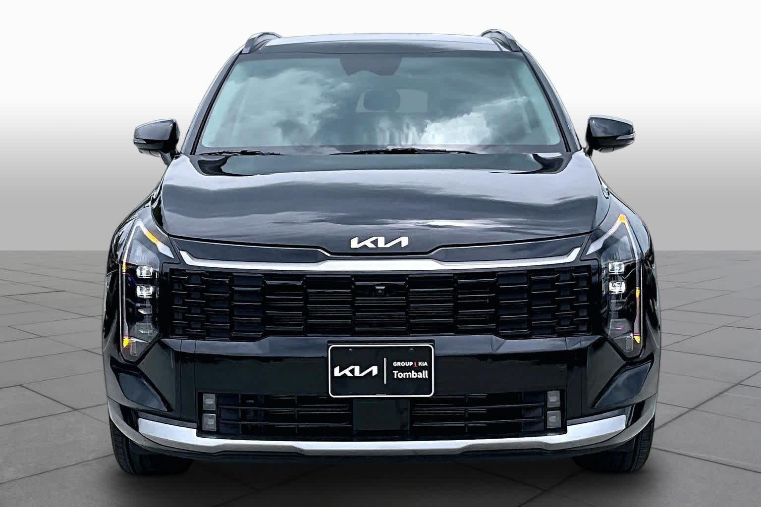 Used 2026 Ebony Black Kia SX-Prestige image 4