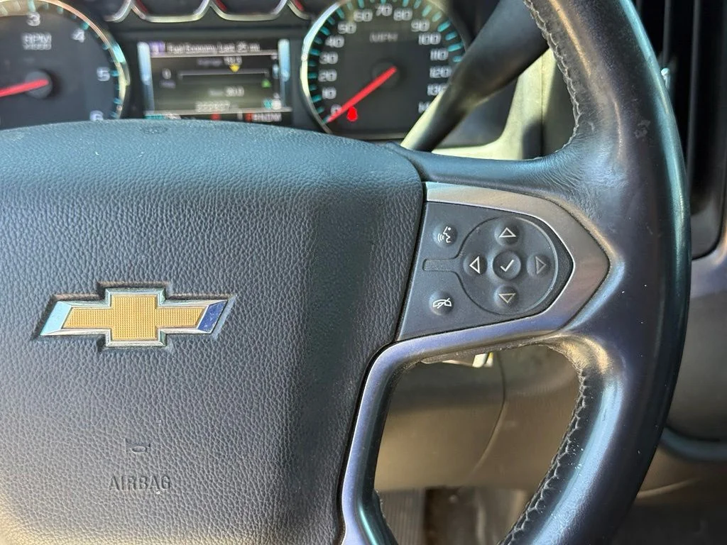 Used 2016 Gray Chevrolet LT image 17