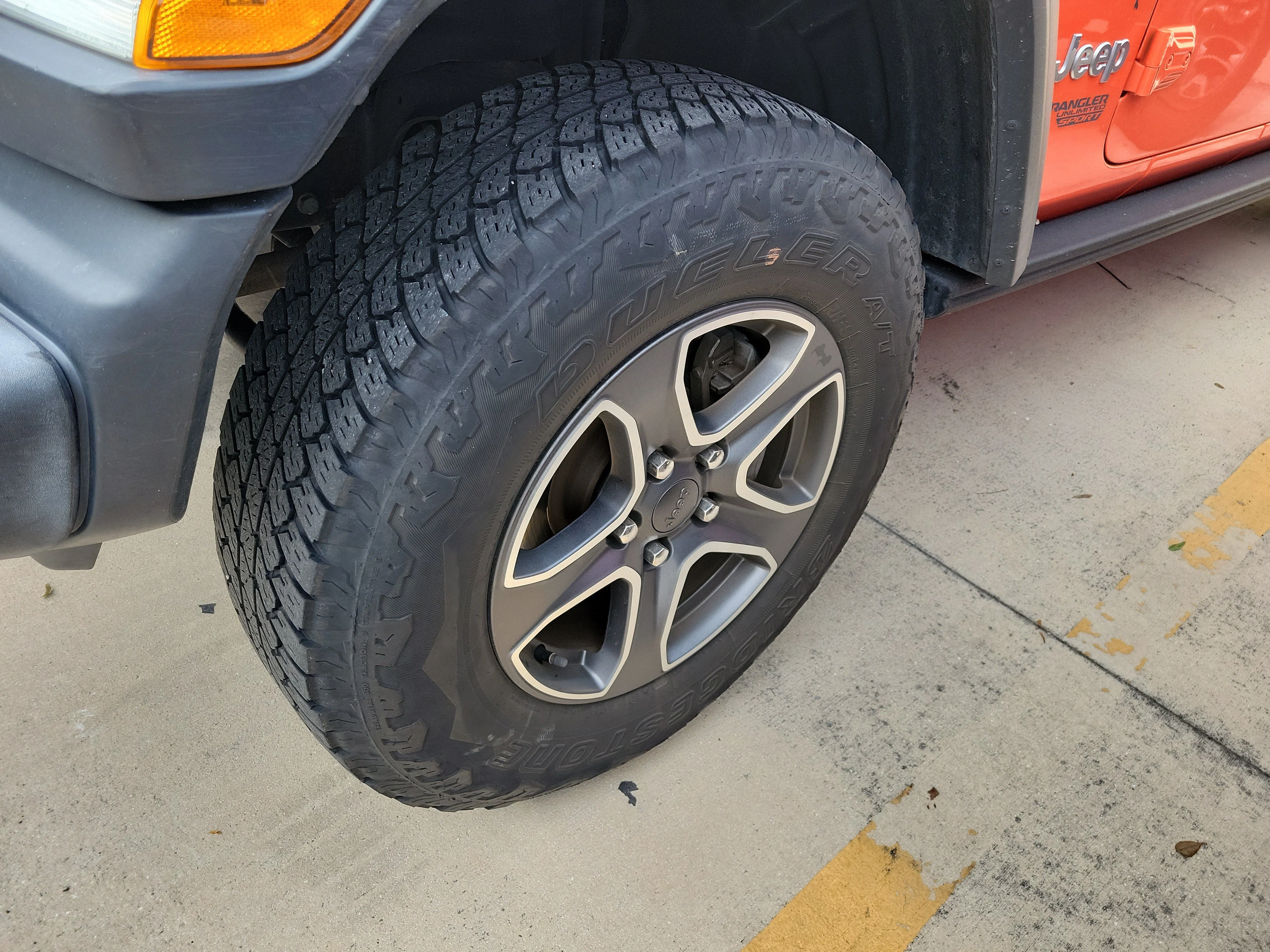 Used 2020 Punkn Metallic Clearcoat Jeep Sport S image 5