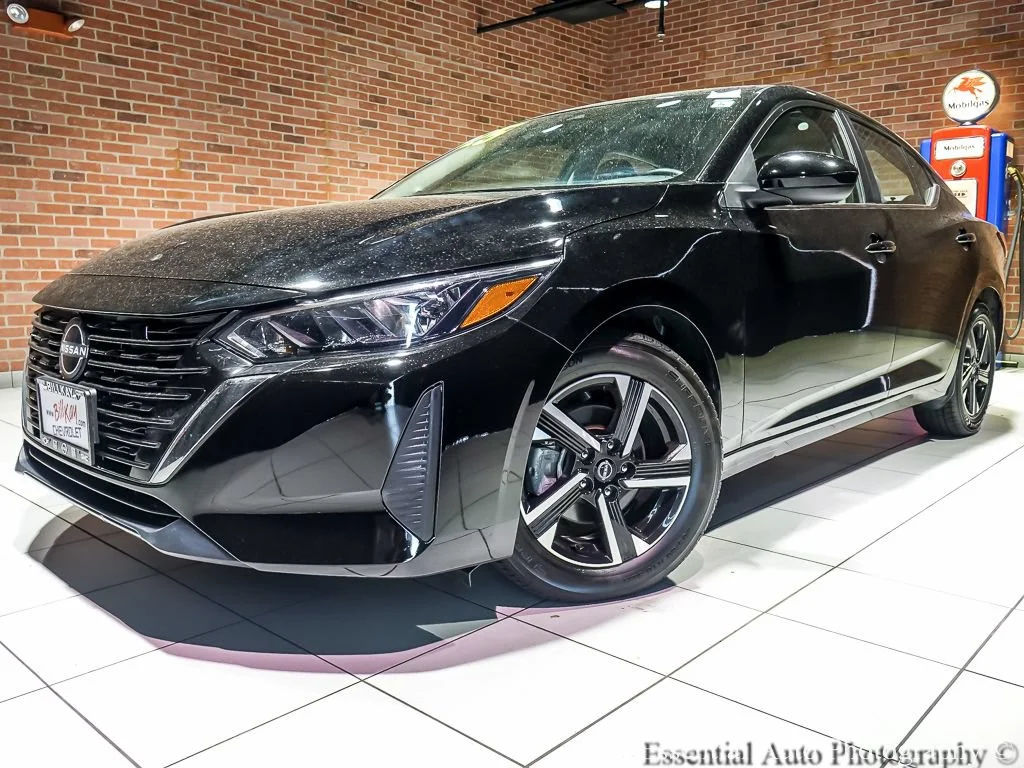 Used 2025 Nissan Sentra SV with VIN 3N1AB8CV8SY242826 for sale in Lisle, IL