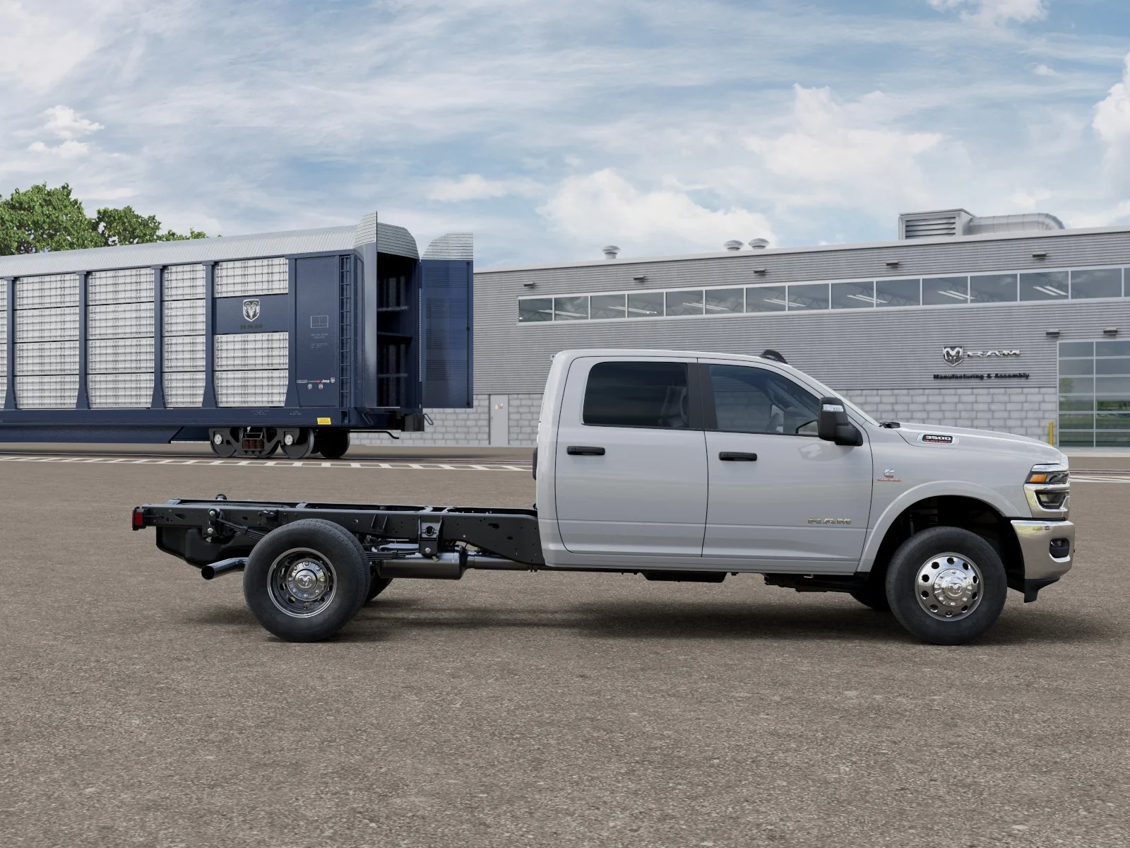 New 2026 Bright White Clear-Coat Exterior Paint RAM TRADESMAN image 21