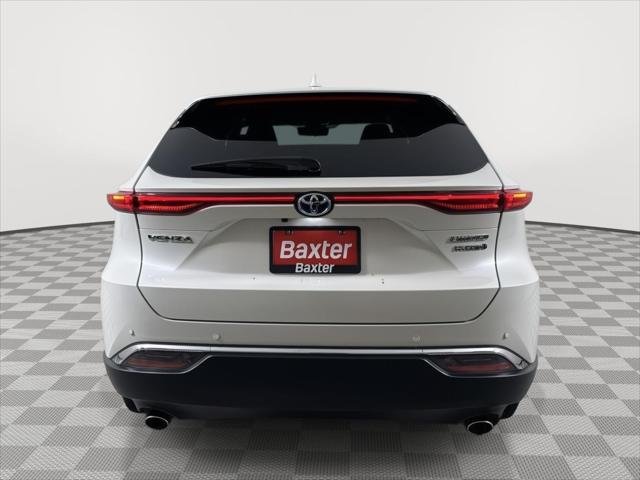 Certified Used 2021 BLIZZARD PEARL Toyota  image 14