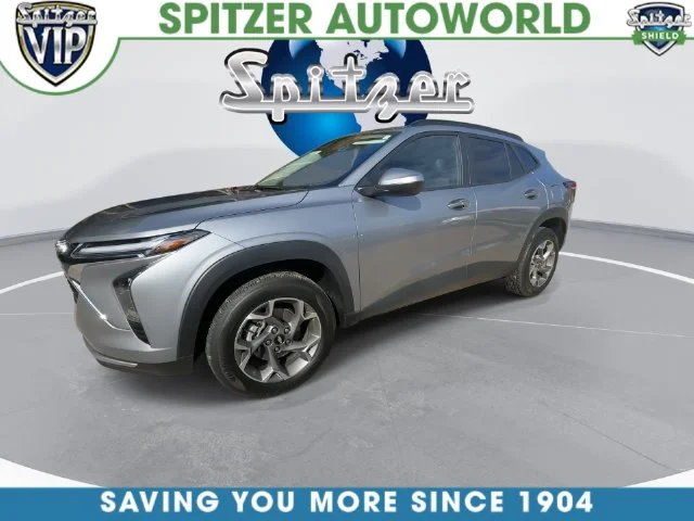 Used 2024 Gray Chevrolet LT image 6