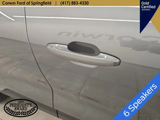 Used 2025 Carbonized Gray Metallic Ford ST-Line Select image 9