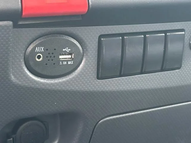 2023 Chevrolet Silverado 5500XD - Photo 20
