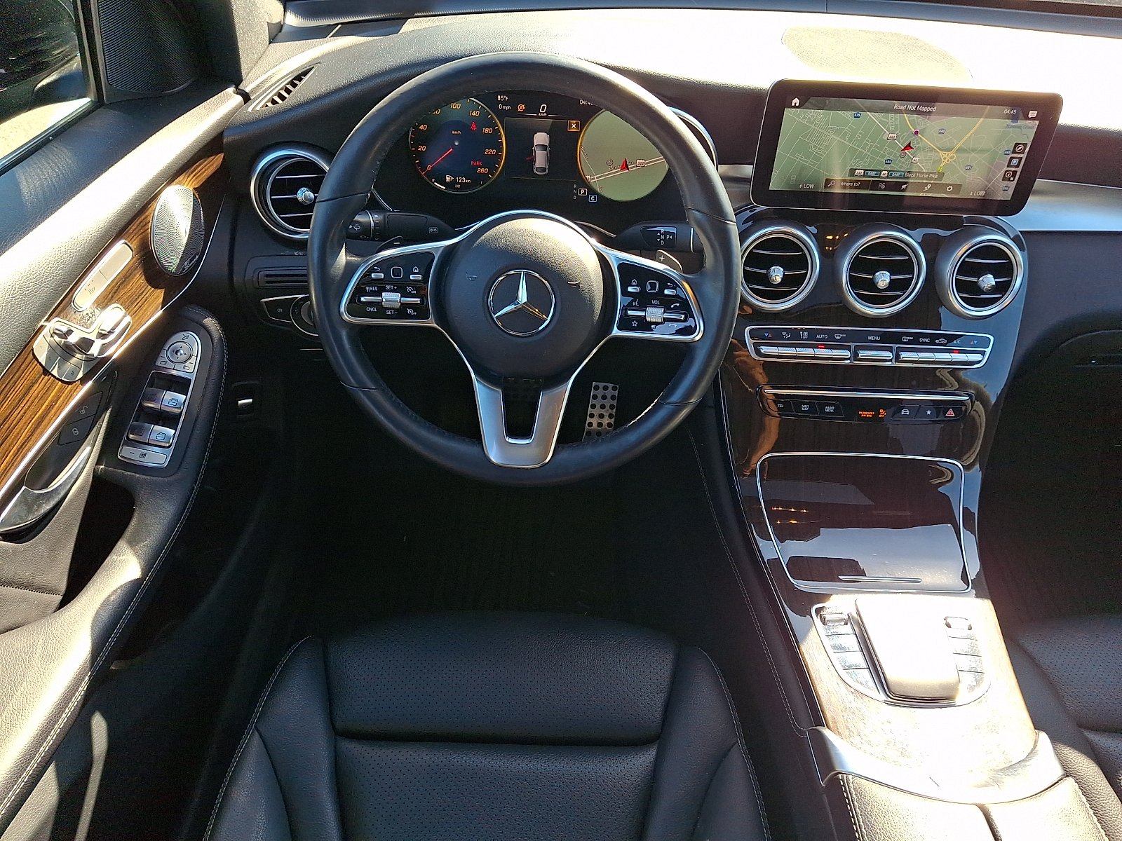 Certified Used 2020 Black Mercedes-Benz 4MATIC® image 11