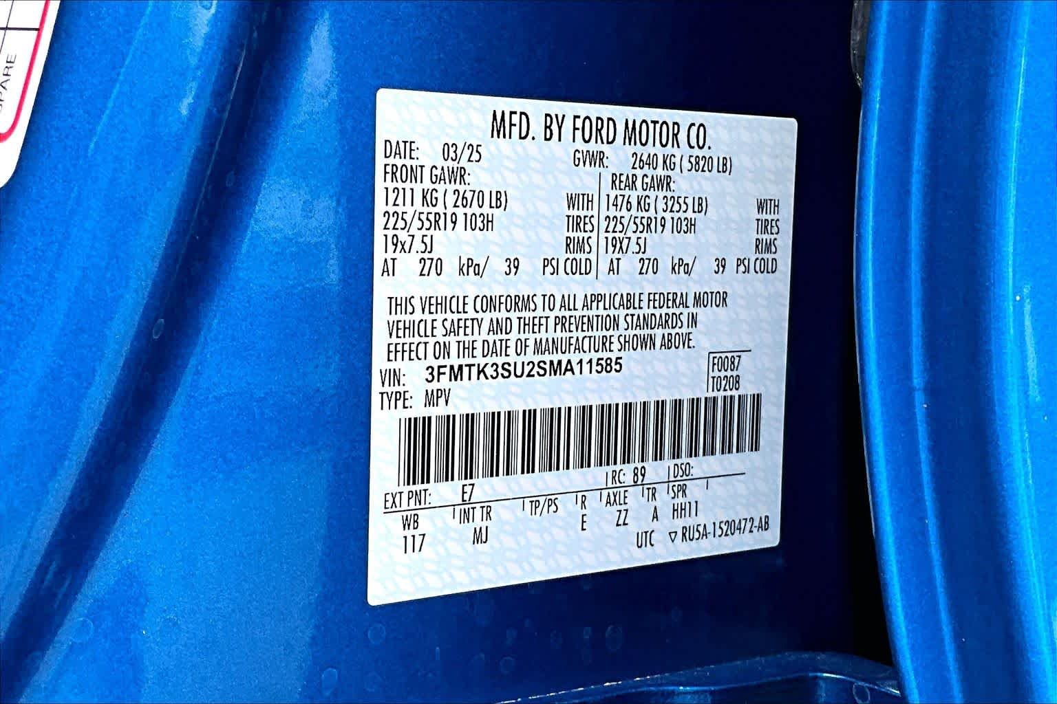 Used 2025 Velocity Blue Metallic Ford Premium image 33