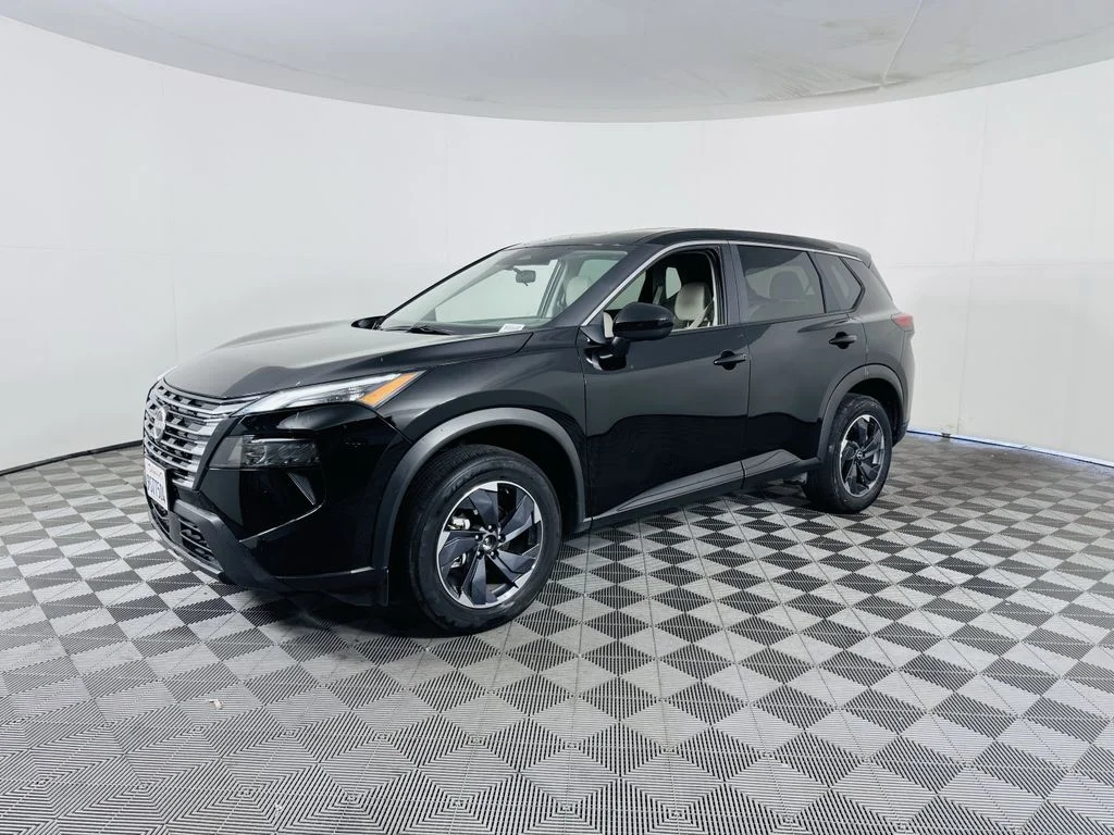 Used 2025 Black Nissan SV image 5