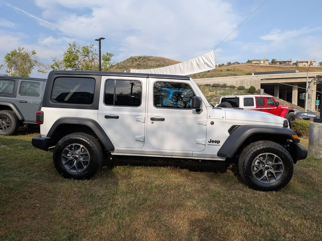 New 2026 Bright White Clearcoat Jeep Sport S image 4