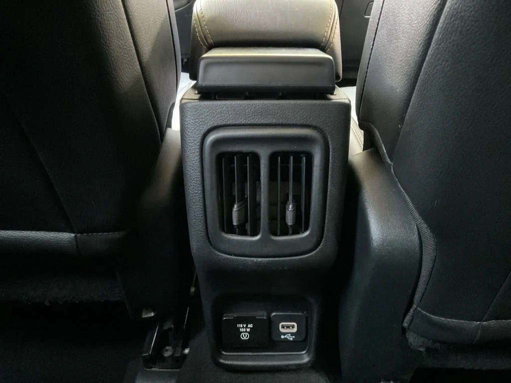 Used 2021 Silver Jeep Limited image 22