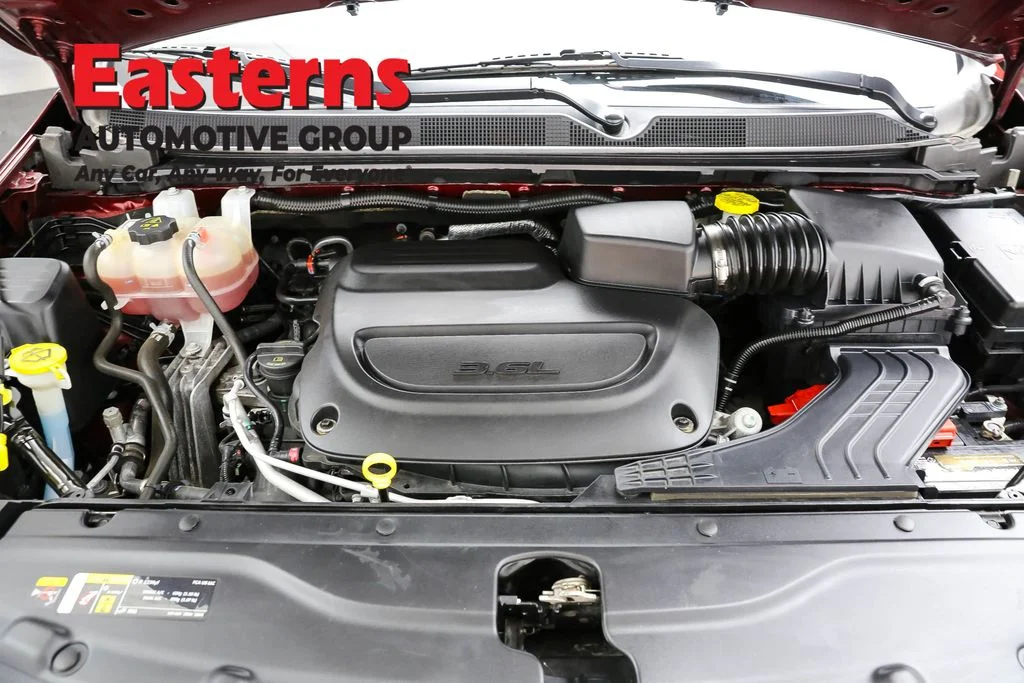 Used 2023 Red Chrysler LX image 7