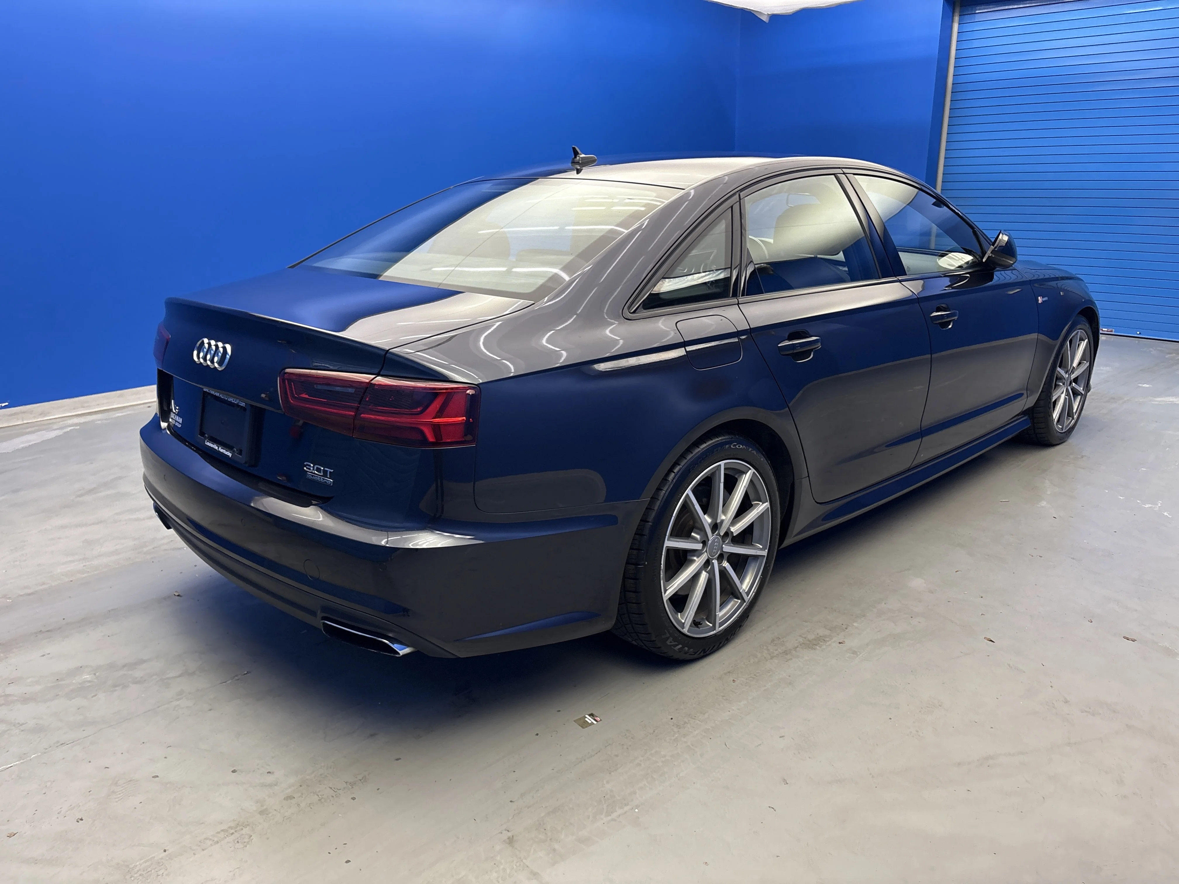Used 2018 Moonlight Blue Metallic Audi Premium image 7