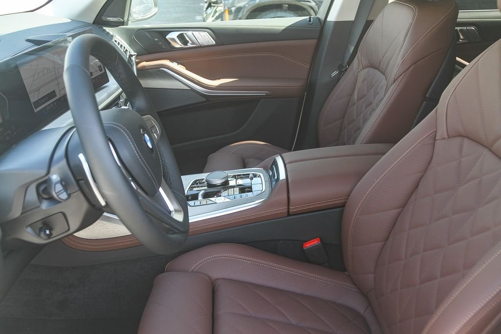 New 2027 Alpine White BMW xDrive40i image 14