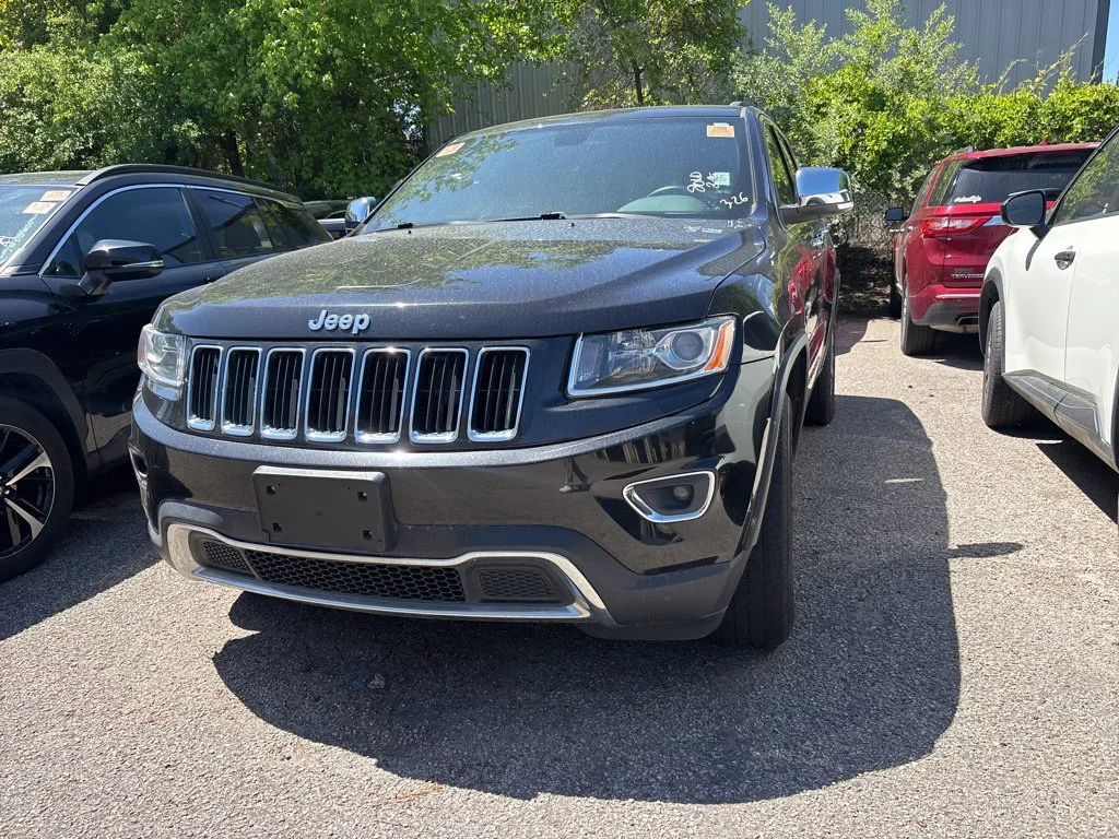 Used 2015 Black Jeep Limited image 3