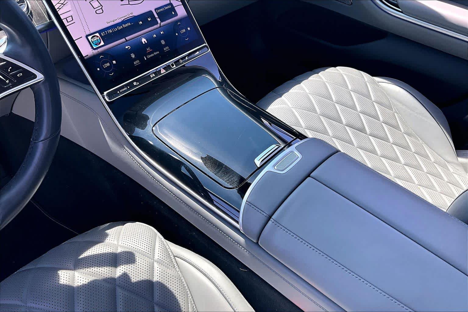 Used 2022 MANUFAKTUR Diamond White Mercedes-Benz S 500 image 17