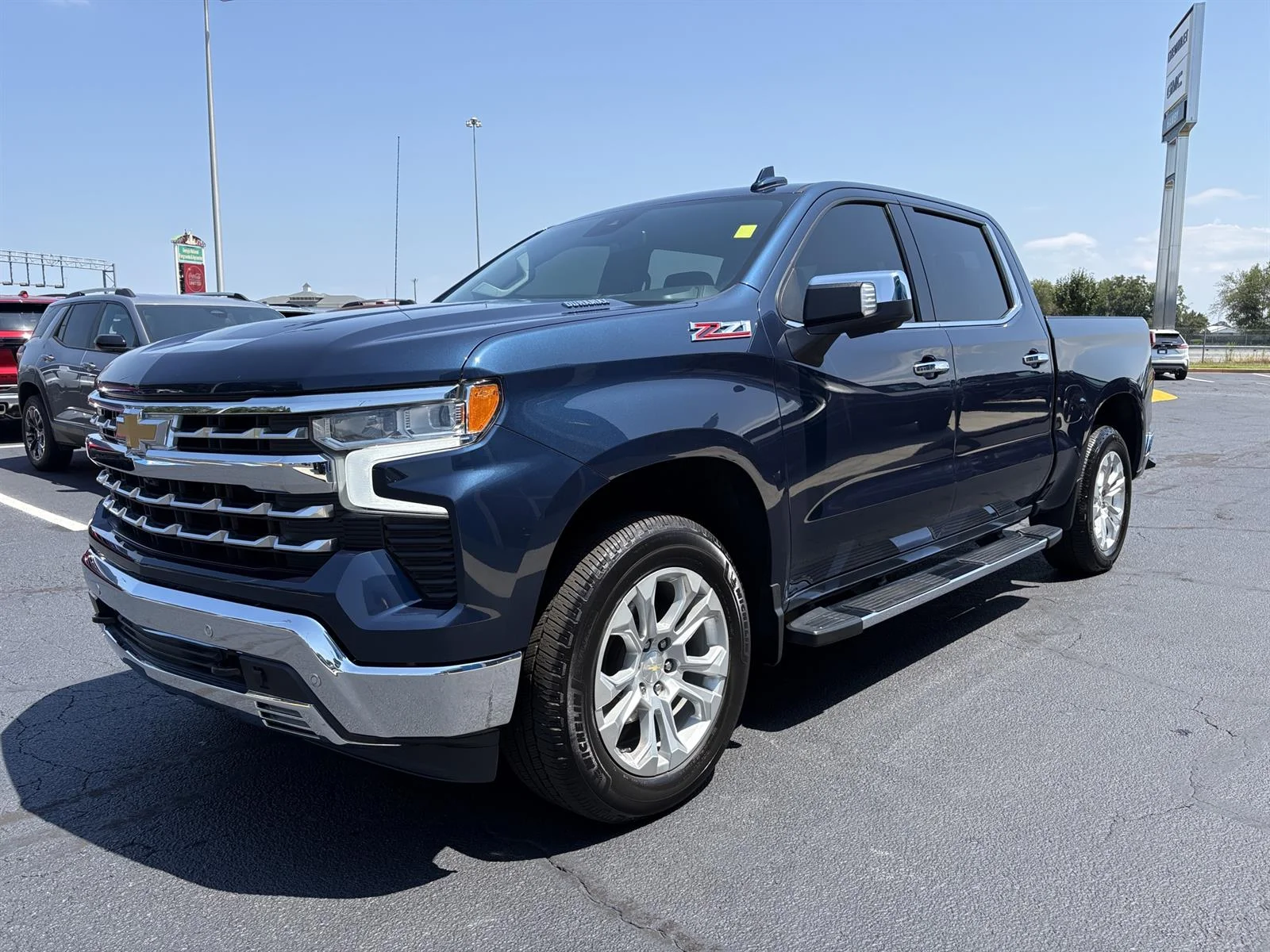 Used 2022 NORTHSKY BLUE METALLIC Chevrolet LTZ image 13