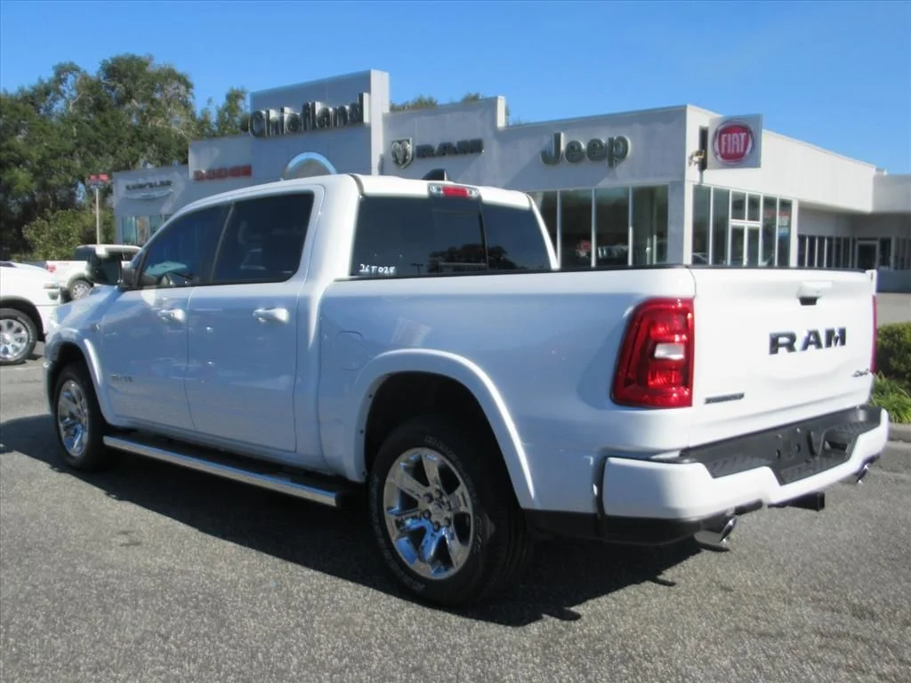 New 2026 Bright White Clear-Coat Exterior Paint RAM Big Horn/Lone Star image 4