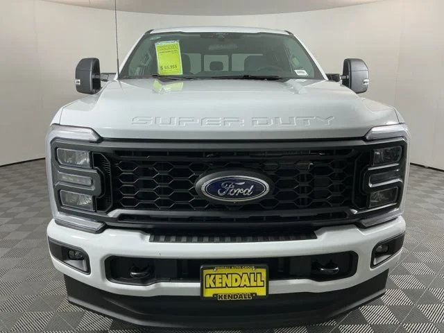 New 2026 Oxford White Ford XL image 2