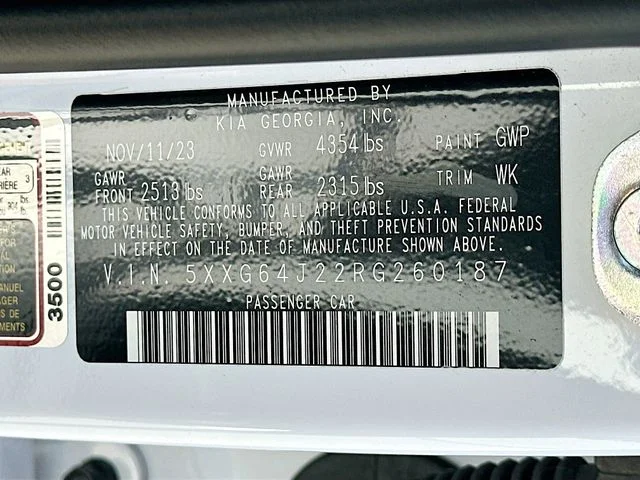 Used 2024 White Kia GT-Line image 31
