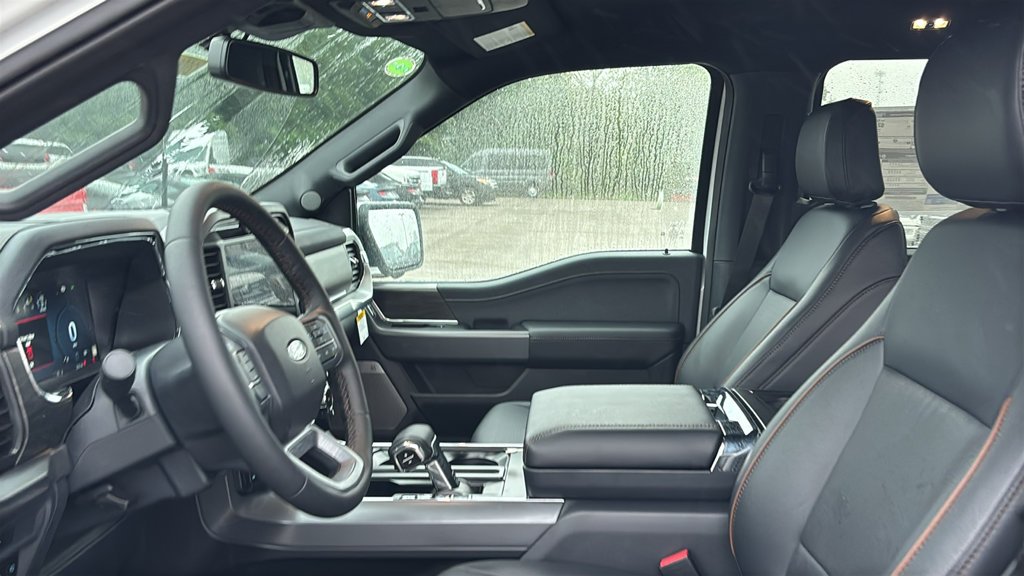 New 2026 Star White Metallic Tri-Coat Ford Lariat image 22