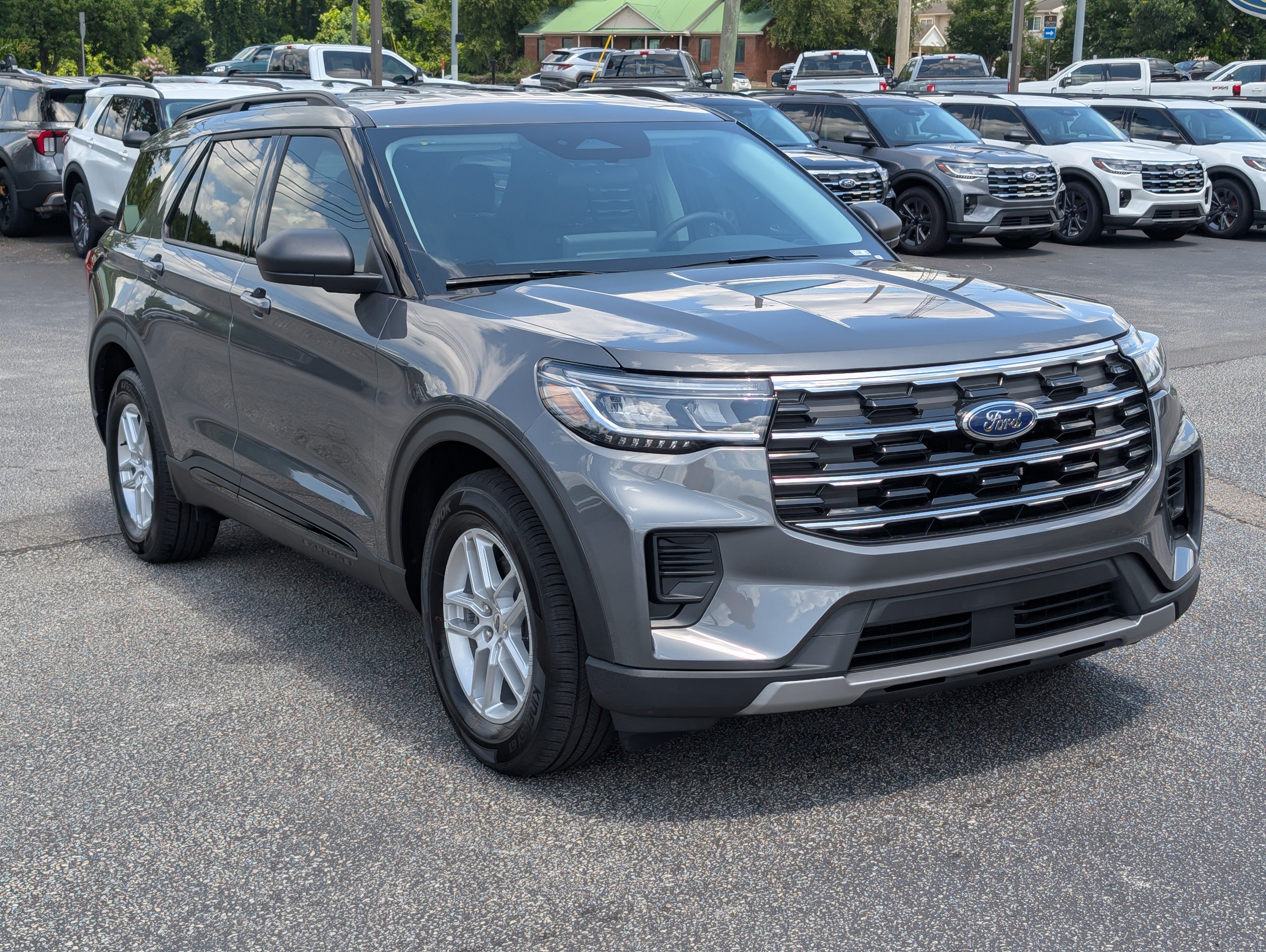 New 2026 Carbonized Gray Metallic FORD Active image 4