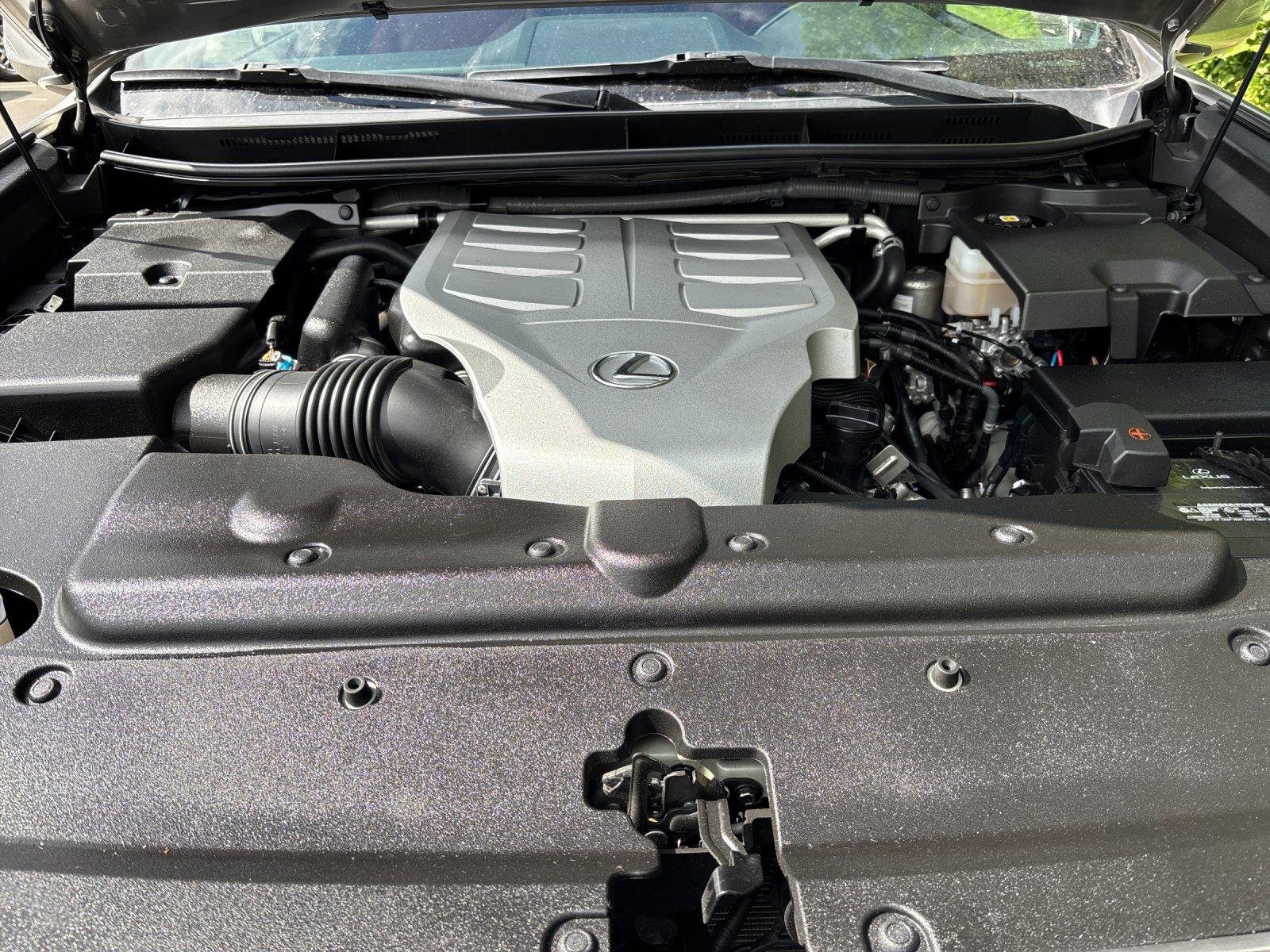 Used 2021 Atomic Silver Lexus GX 460 Premium image 9