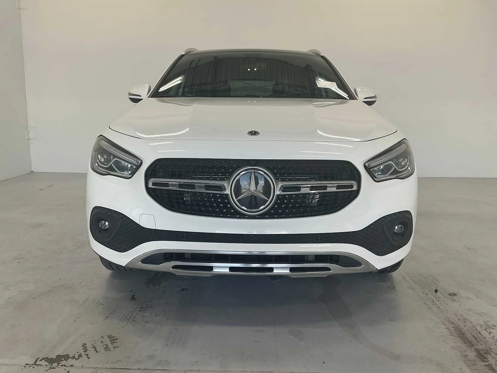Certified Used 2022 Polar White Mercedes-Benz GLA 250 image 2