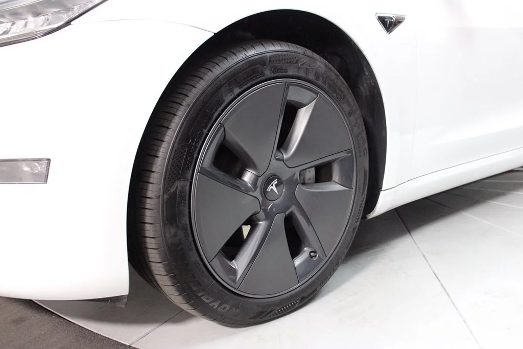 Used 2020 Pearl White Multi-Coat Tesla Long Range image 6