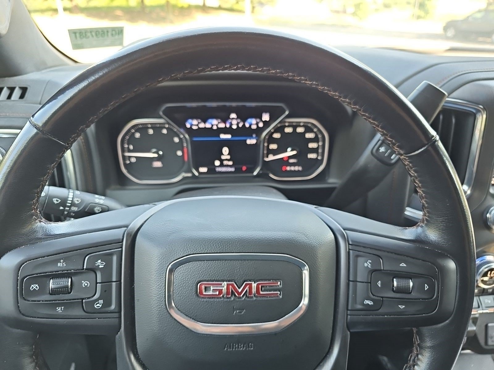 Used 2022 Summit White GMC AT4 image 20
