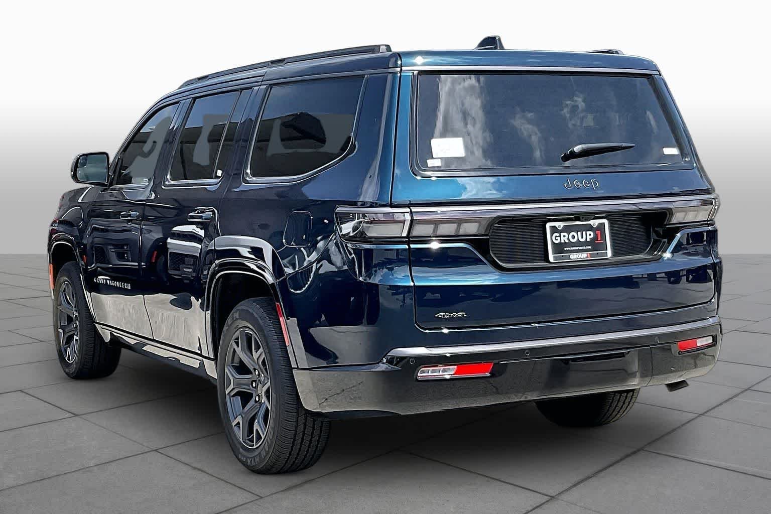 New 2026 Fathom Blue Pearlcoat Jeep Limited Altitude image 9