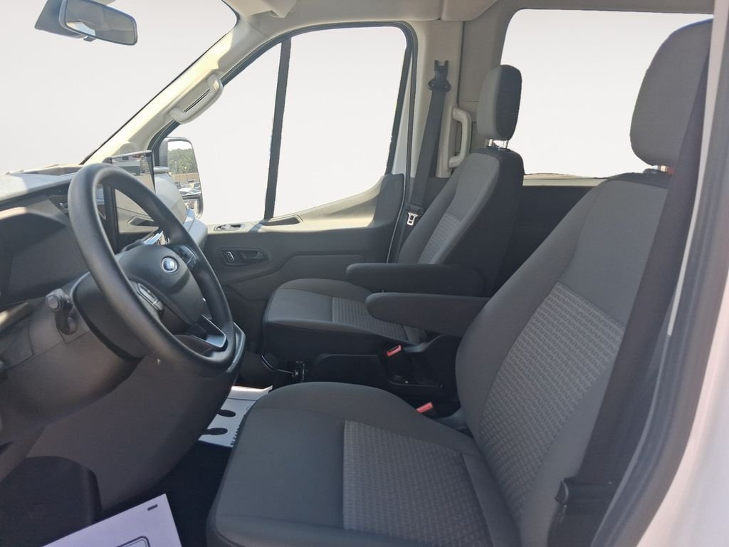 Used 2024 White Ford XLT image 9