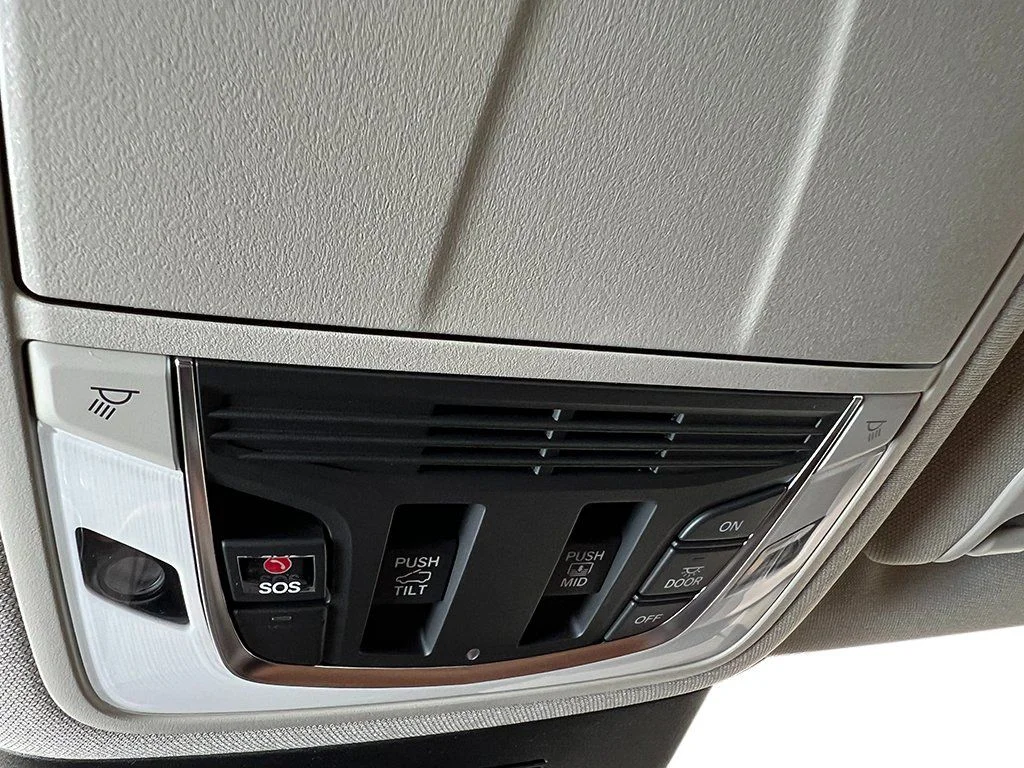 New 2026 Majestic Black Pearl Acura w/Technology Package image 20