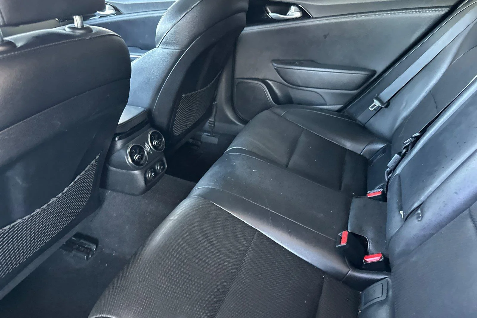 Used 2019 Aurora Black Pearl Kia Base image 12