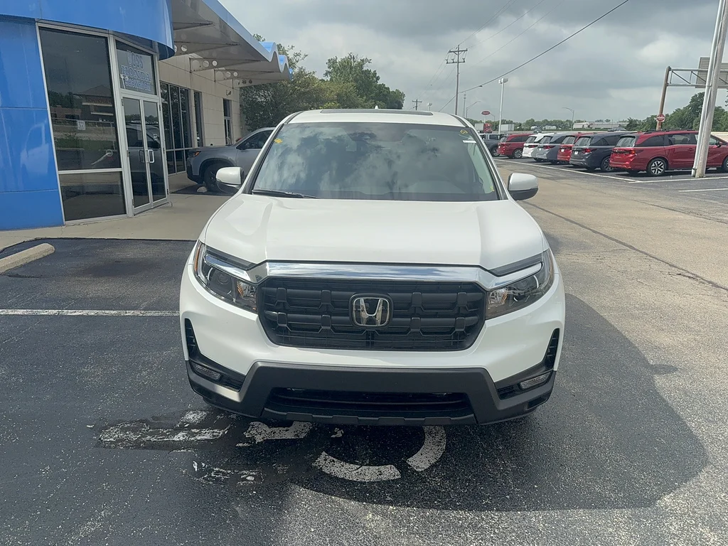 New 2026 Platinum White Pearl Honda RTL image 2