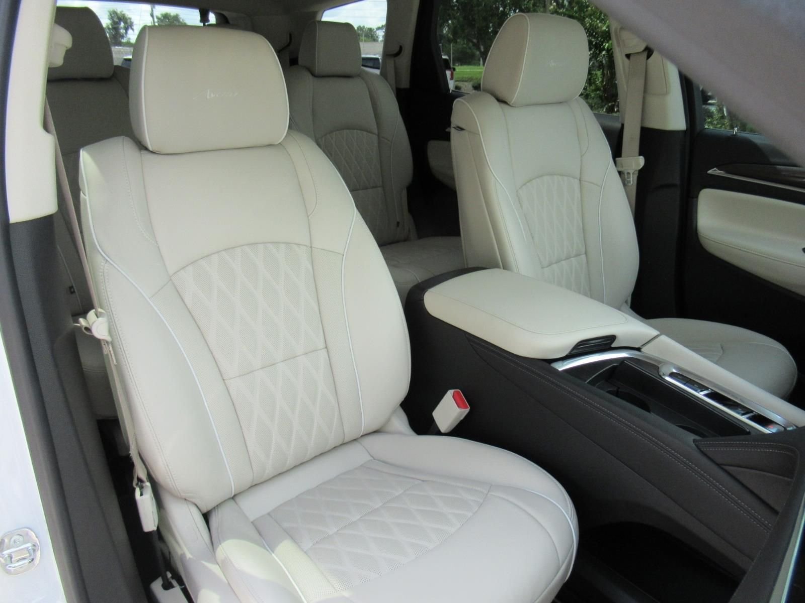 Used 2024 White Buick Avenir image 9