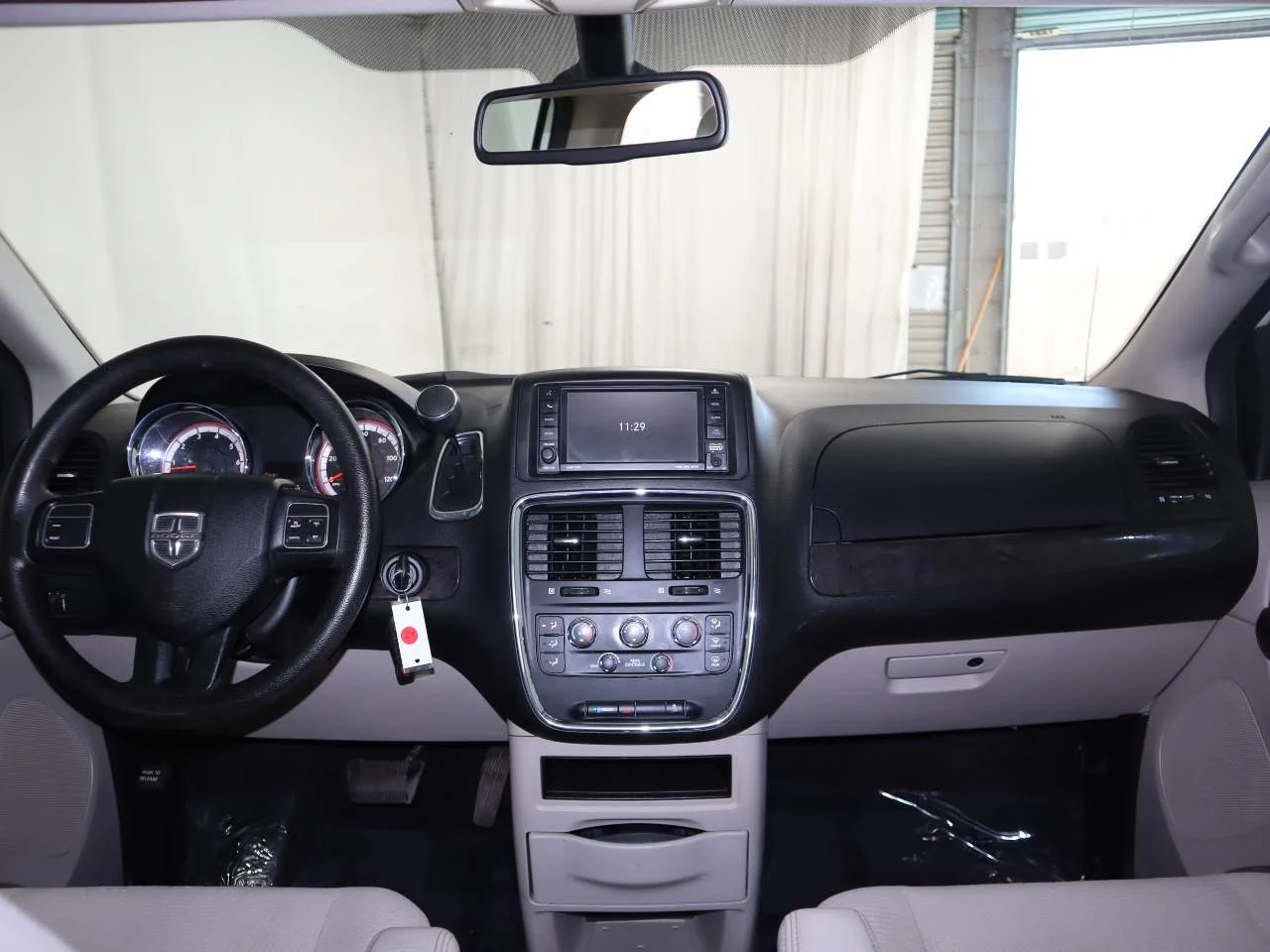 Used 2019 White Knuckle Clear Coat Dodge SE image 12