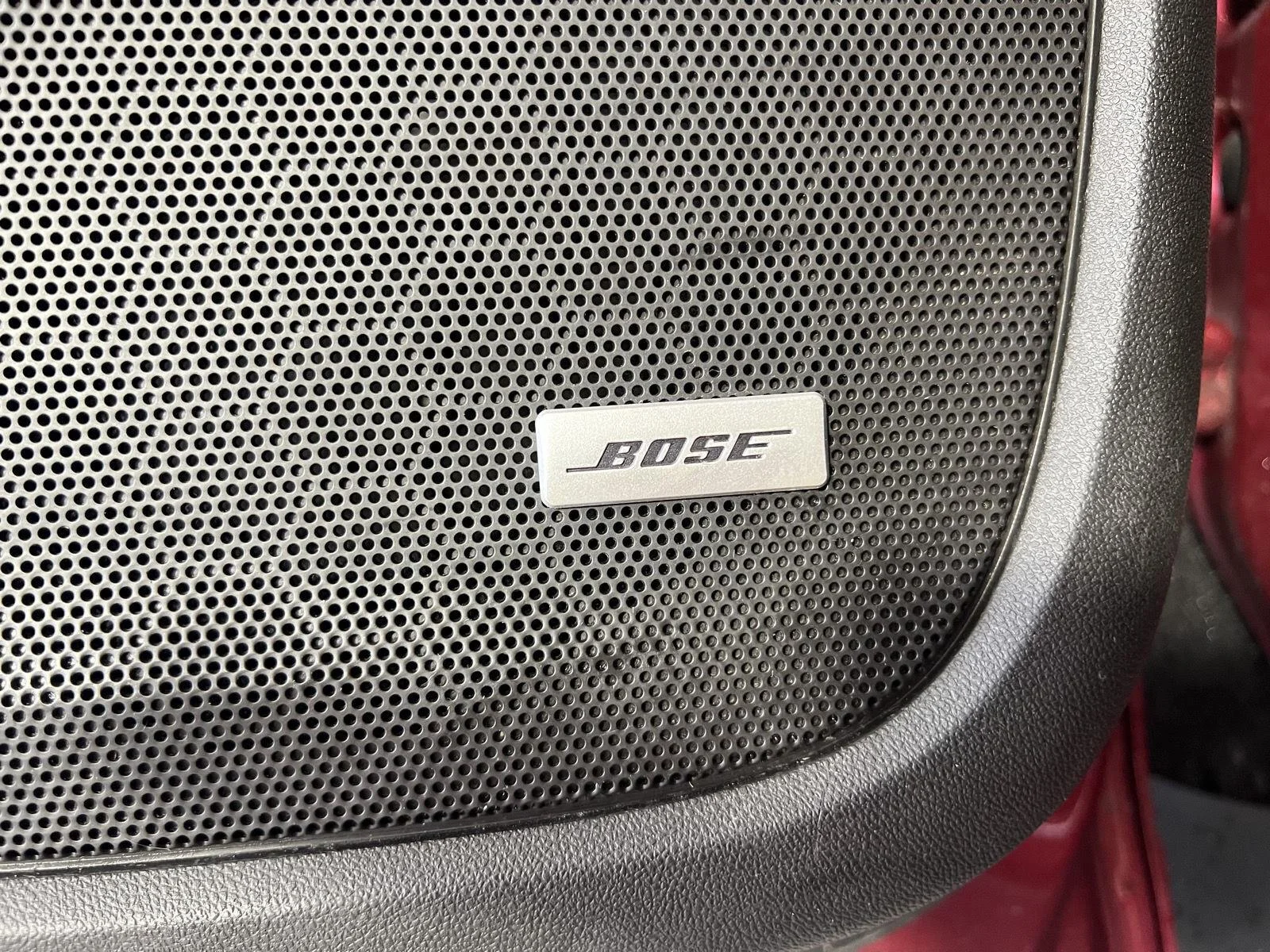 Used 2018 Red Quartz Tintcoat GMC Denali image 6