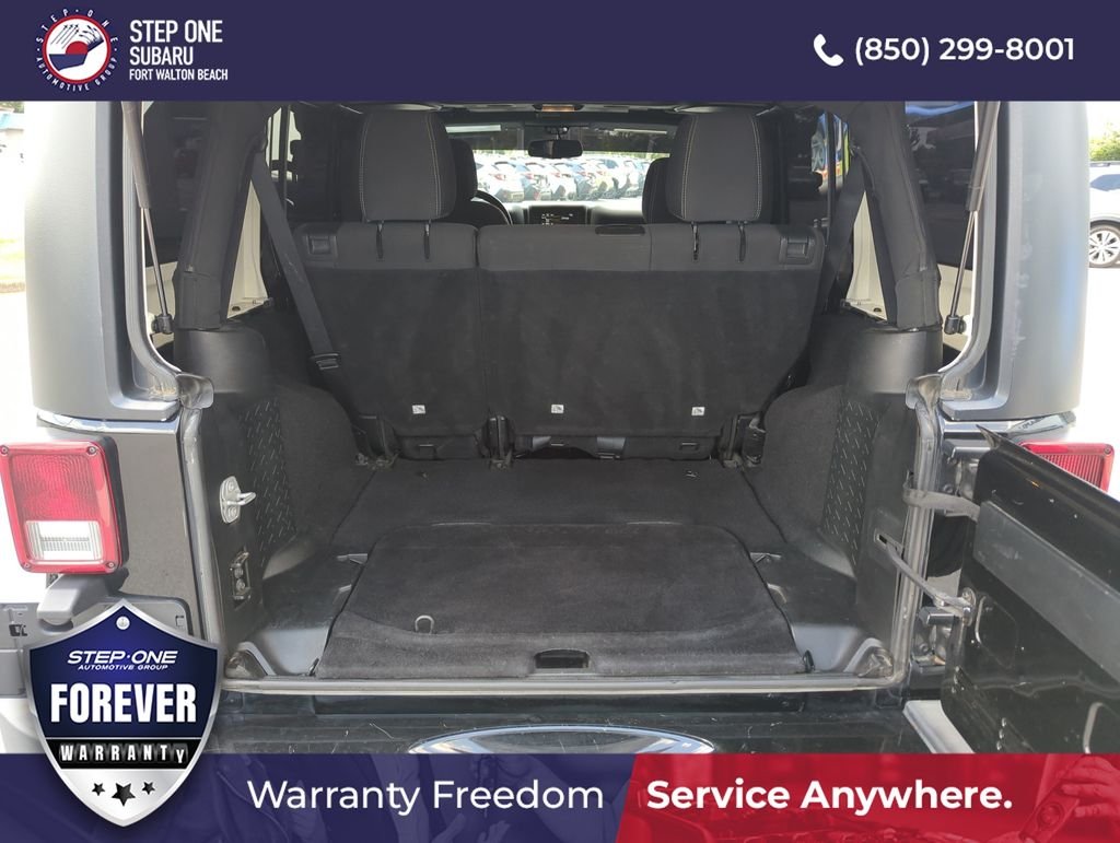 Used 2017 Black Jeep Unlimited Sahara image 26