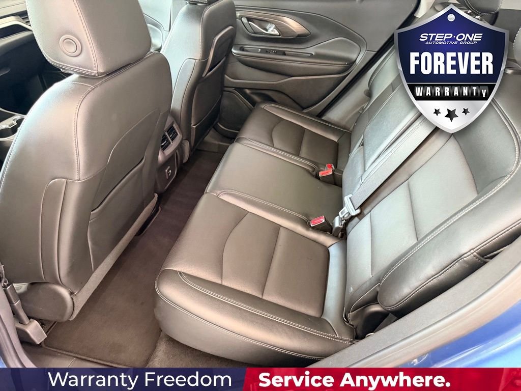Used 2024 Blue GMC SLT image 29