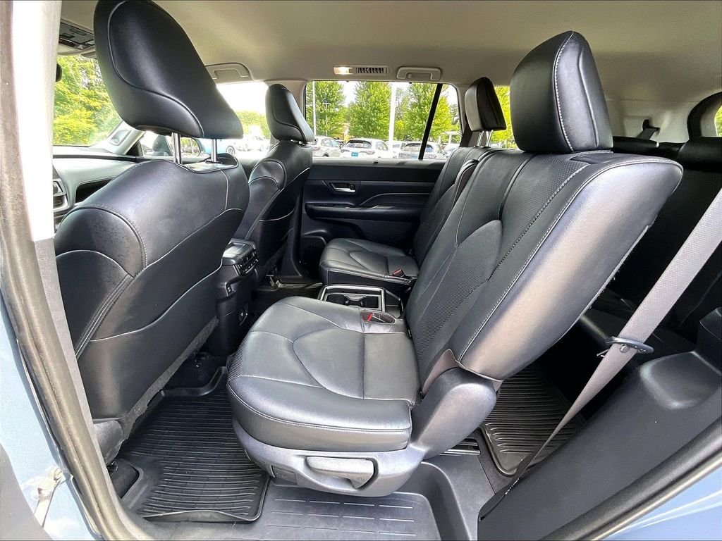 Used 2024 White Toyota Limited image 15