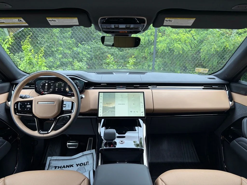 Used 2026 Gray Land Rover Dynamic SE image 21
