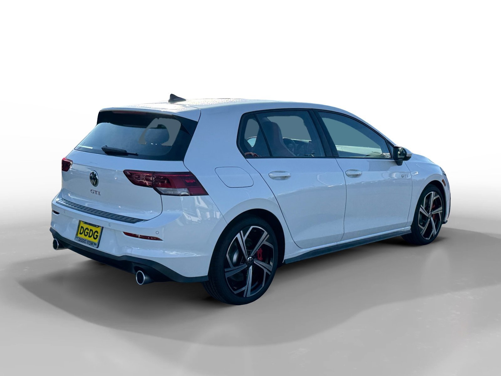 New 2026 Opal White Pearl Volkswagen SE image 5