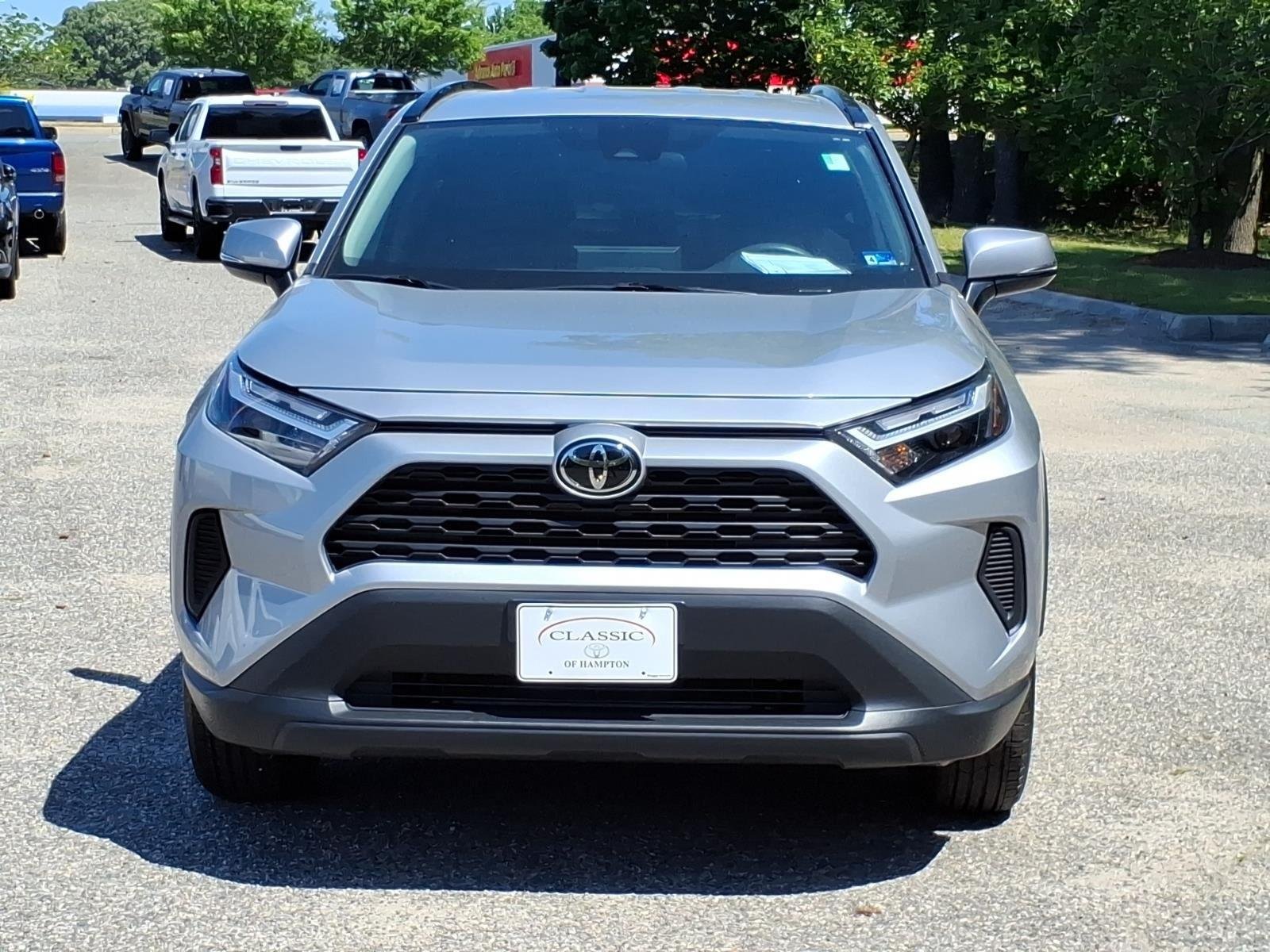 Used 2025 Silver Sky Metallic Toyota XLE image 2