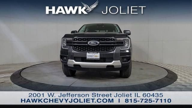 Used 2025 Black Ford XLT image 3